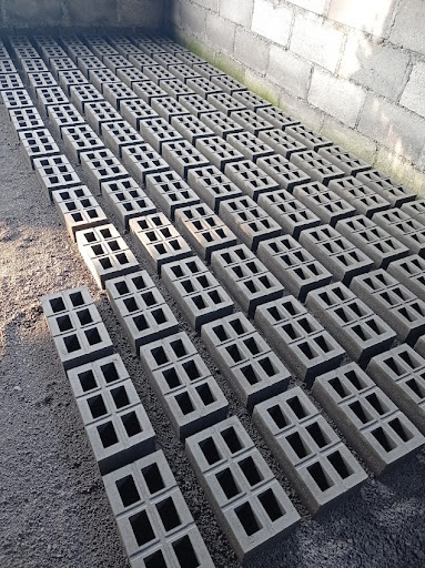 roster beton dengan beragam variasi desainnya mampu membuat tampilan rumah dan bangunan lebih elegan bisa langsung di beli roster beton dengan beragam variasi desainnya bisa membuat tampilan rumah dan bangunan lebih elegan bisa langsung di beli